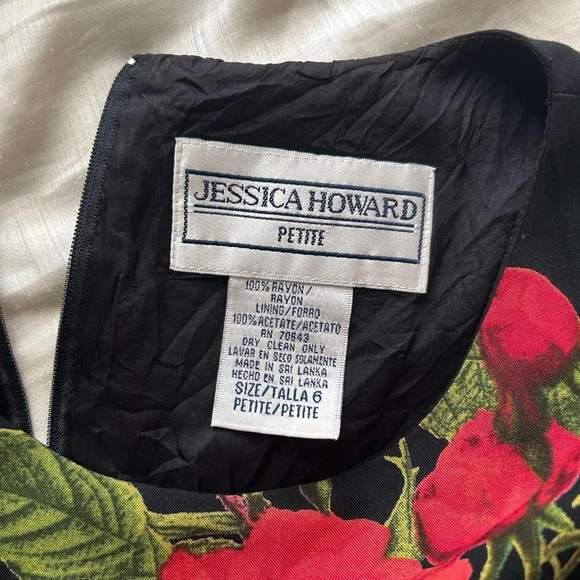 Jessica Howard Vintage Black & Red Floral Sleeveless Sheath Dress 6 Petite - Picture 4 of 6